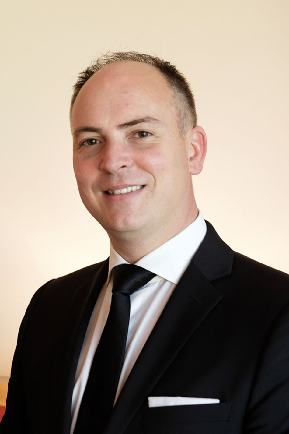 Julien Luxury Hospitality Consulting
